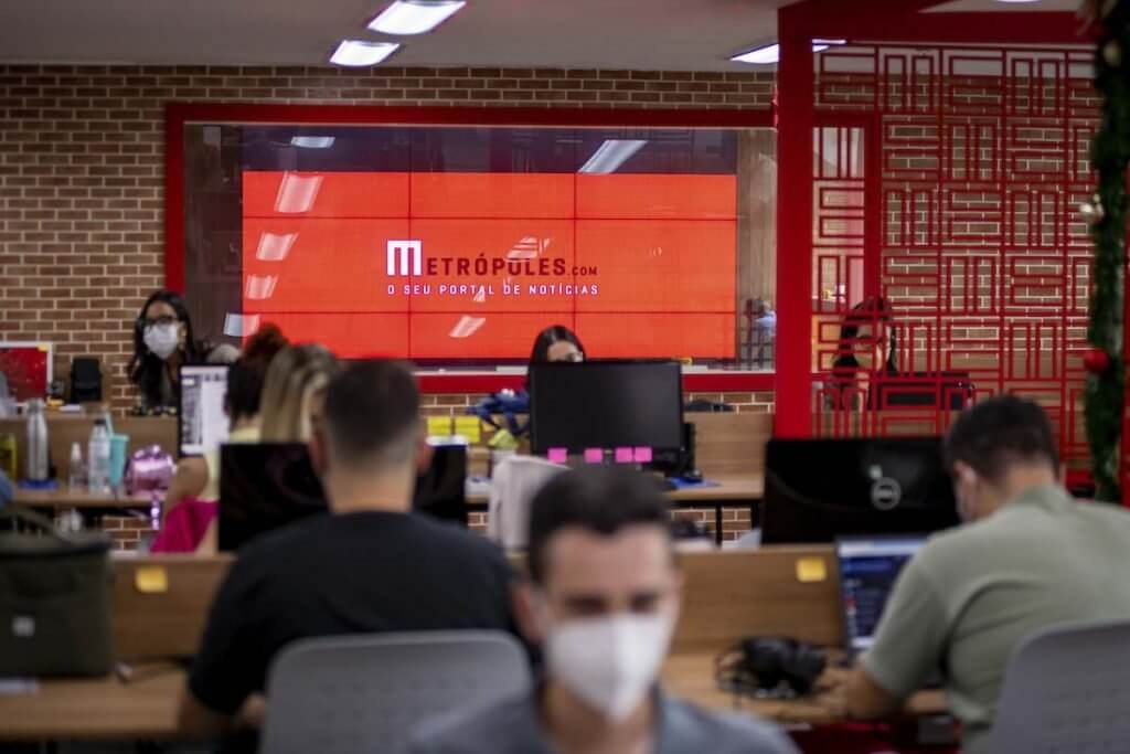 Vorcaro editava textos do site Metrópoles antes de irem ao ar